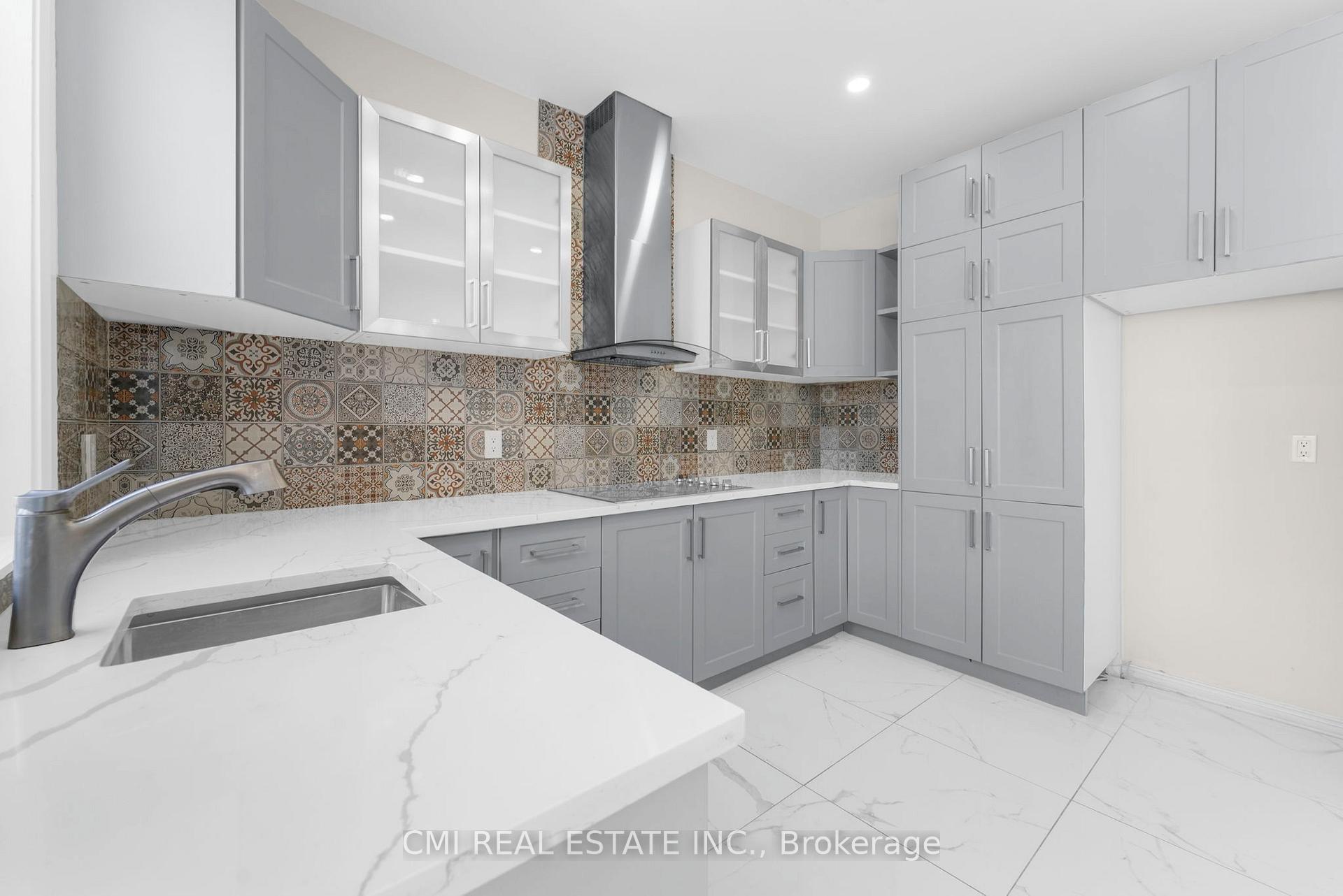 Photo 8 of 2172 Valenceville Crescent, Ottawa, Avalon East — HOMEH
