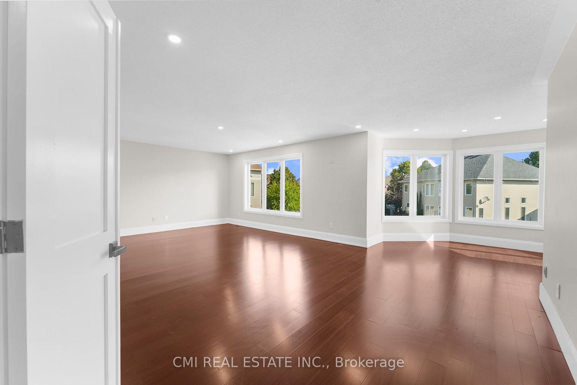 Photo 15 of 2172 Valenceville Crescent, Ottawa, Avalon East — HOMEH