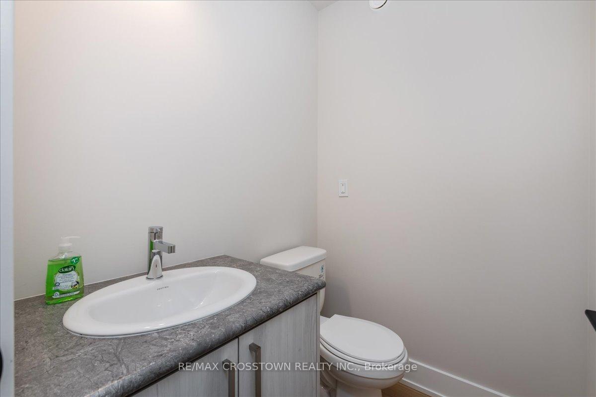 Photo 12 of 1 Ruby Crescent, Orillia — HOMEH