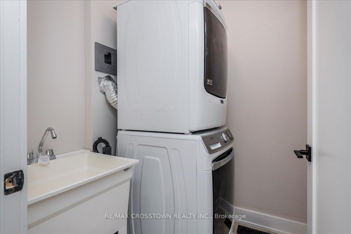 Photo 13 of 1 Ruby Crescent, Orillia — HOMEH