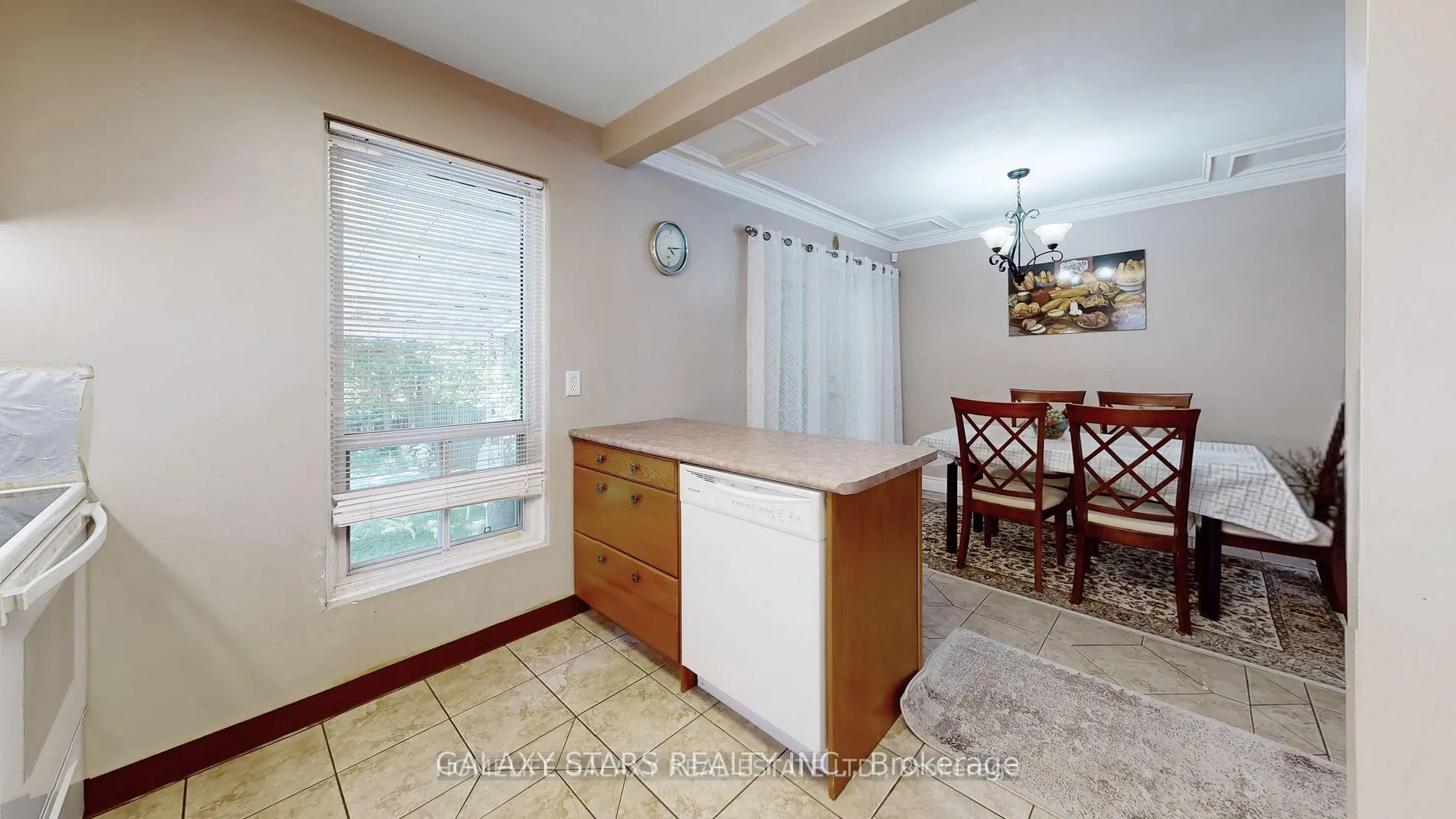 Photo 22 of 540 Camelot Drive, Oshawa, Eastdale — HOMEH