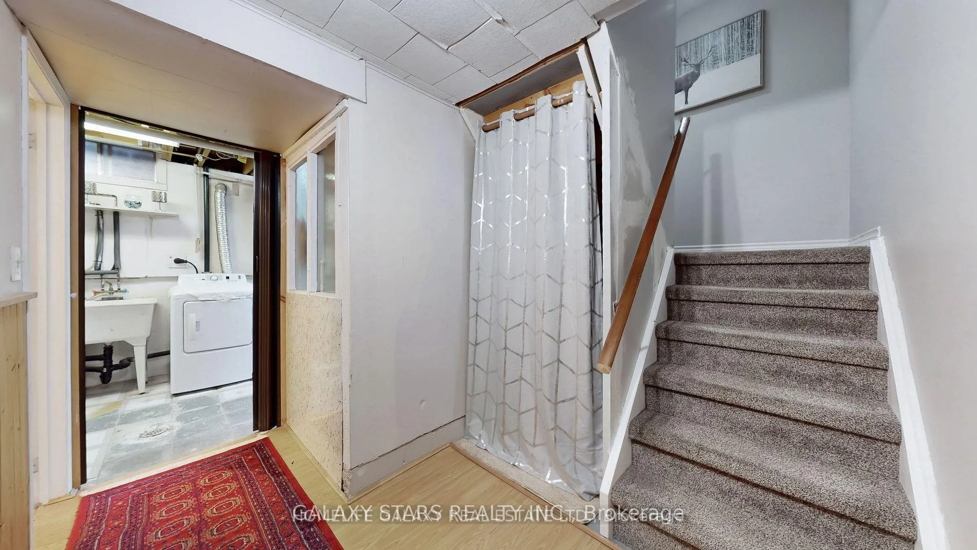 Photo 34 of 540 Camelot Drive, Oshawa, Eastdale — HOMEH