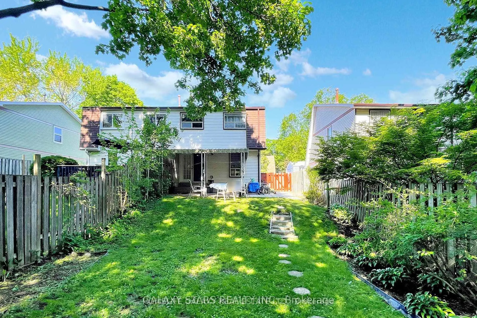 Photo 43 of 540 Camelot Drive, Oshawa, Eastdale — HOMEH