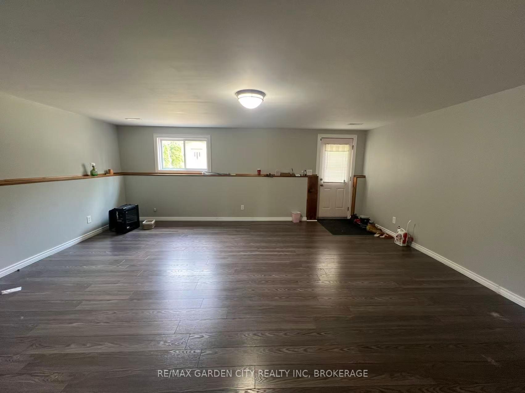 Photo 10 of 5715 Deerbrook Street, Niagara Falls, Oldfield — HOMEH