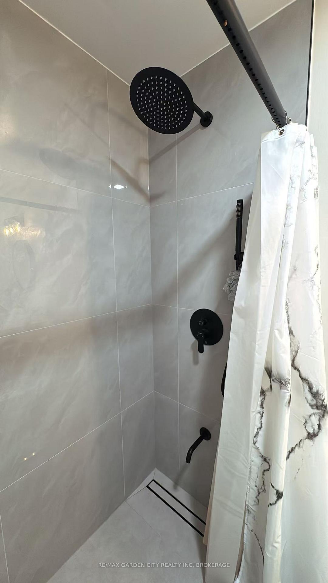 Photo 20 of 5715 Deerbrook Street, Niagara Falls, Oldfield — HOMEH