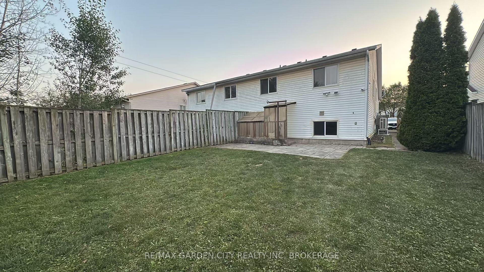 Photo 30 of 5715 Deerbrook Street, Niagara Falls, Oldfield — HOMEH