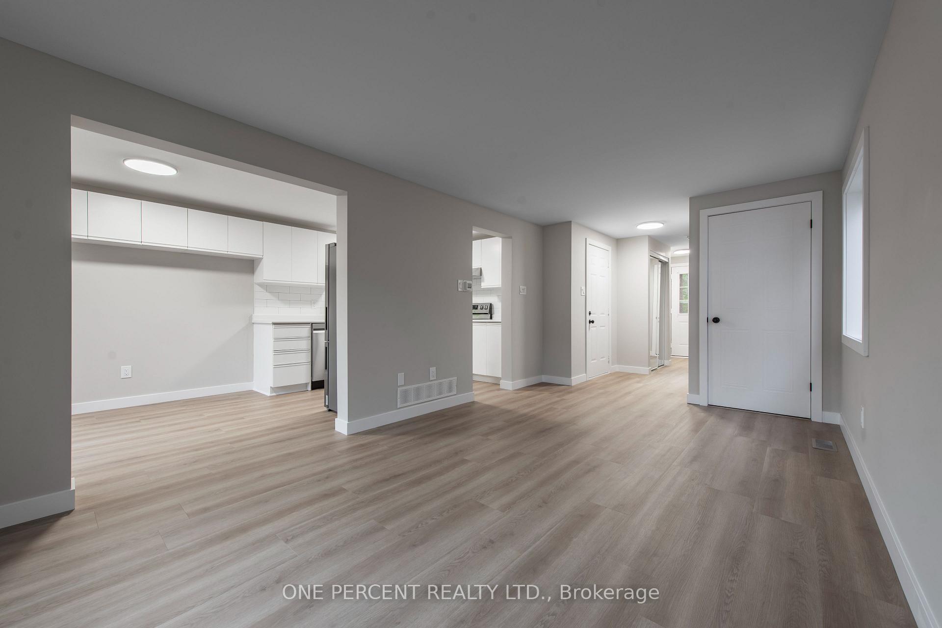 Photo 5 of 19A Amanda Street, Orangeville — HOMEH