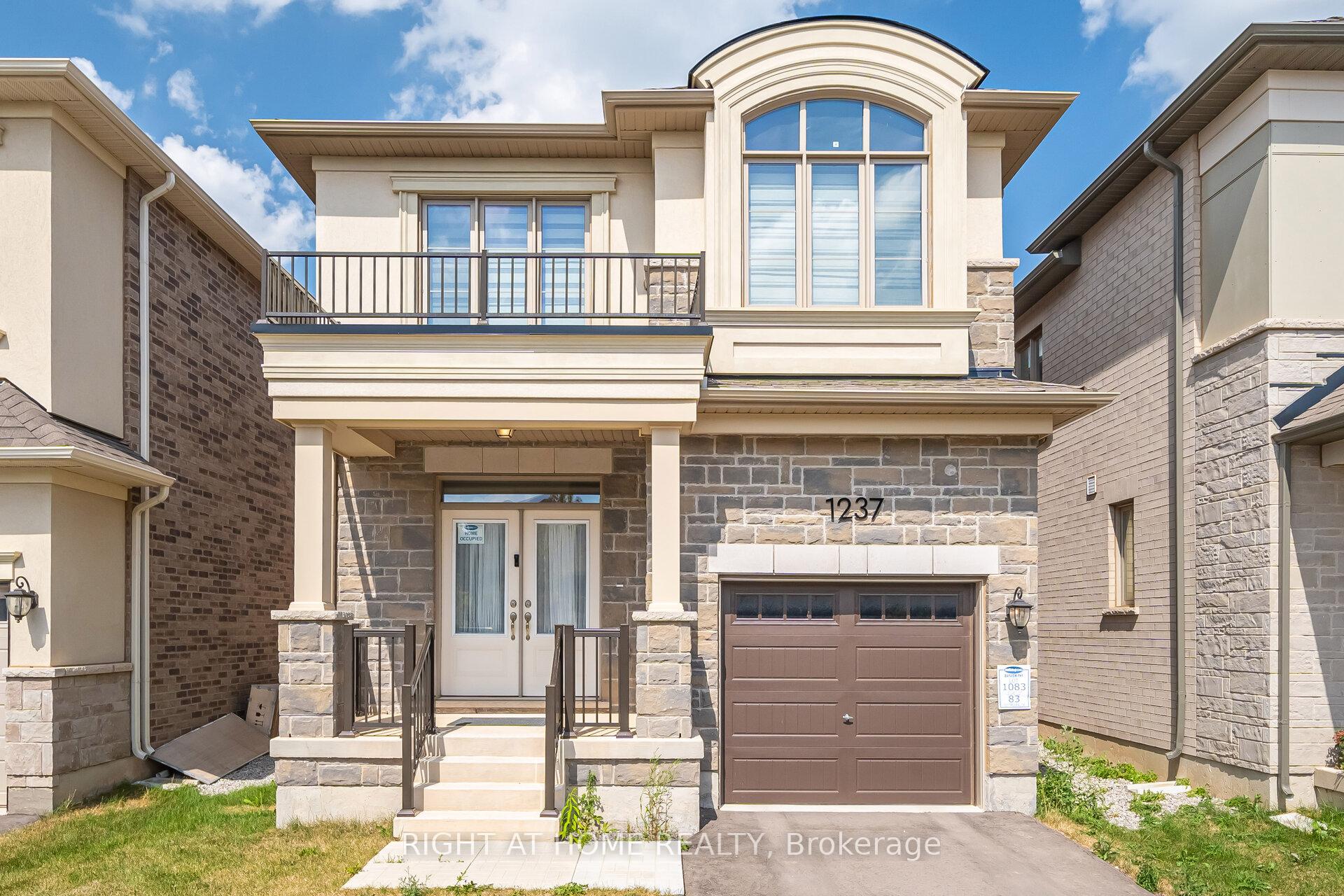 Front of 1237 Trudeau Drive