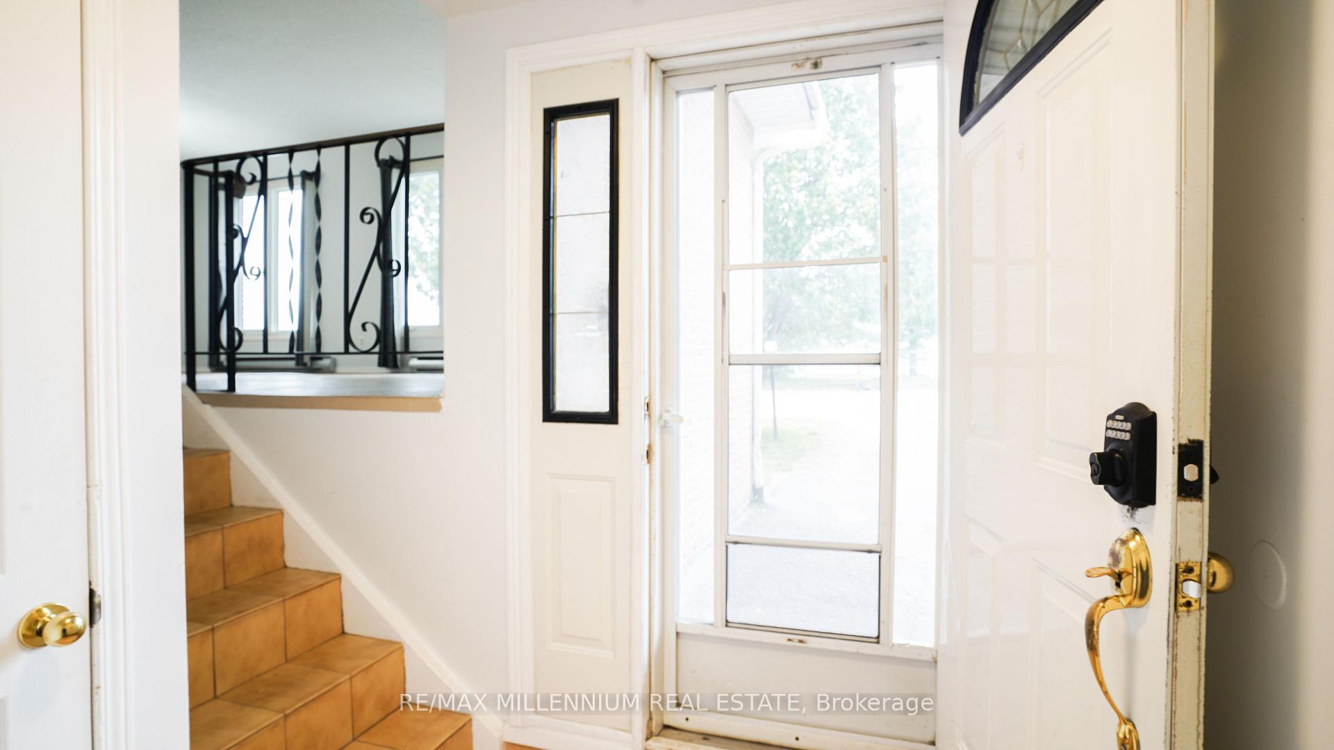 Photo 2 of 570 Wallace Road, North Bay, Birchaven — HOMEH