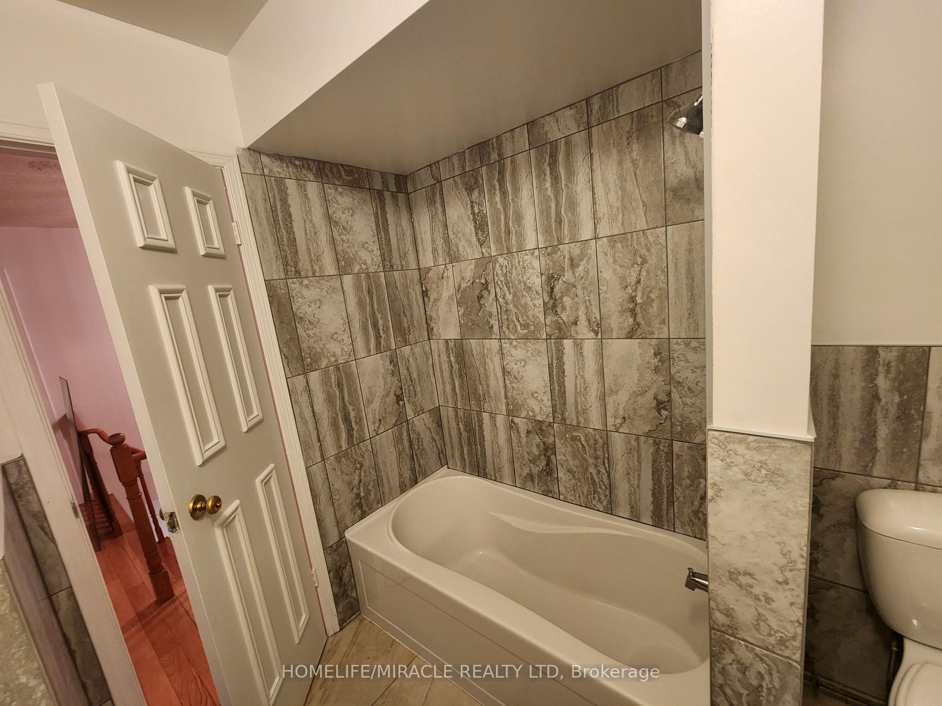 Photo 22 of 505 Raymerville Drive, Markham, Raymerville — HOMEH