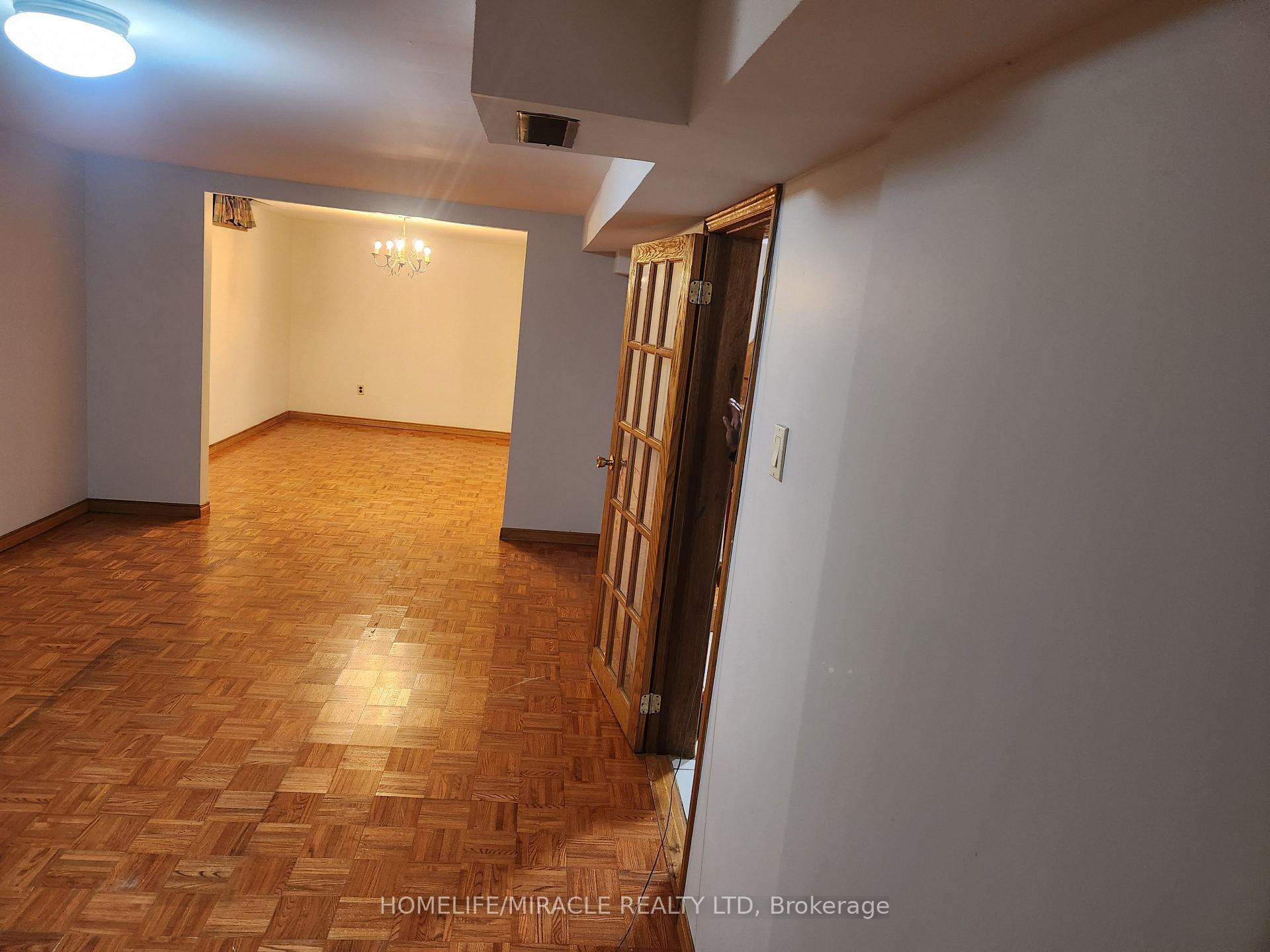 Photo 27 of 505 Raymerville Drive, Markham, Raymerville — HOMEH