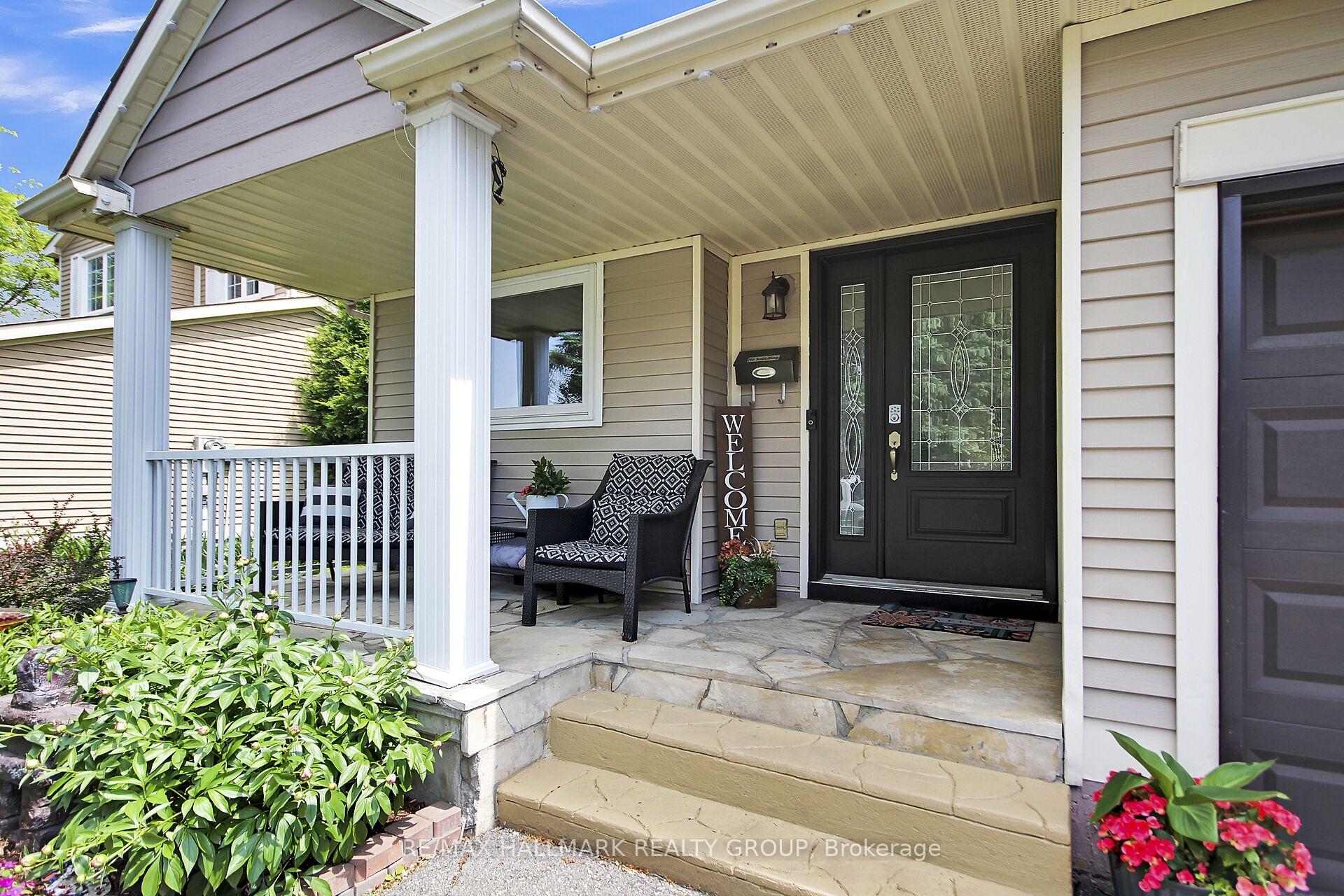 Photo 2 of 1833 Windflower Way, Ottawa, Chapel Hill — HOMEH