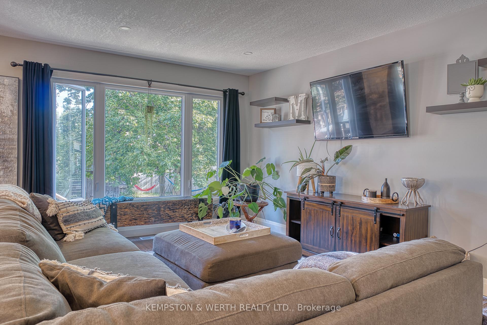 Photo 10 of 789 John Street W, North Perth, Listowel — HOMEH