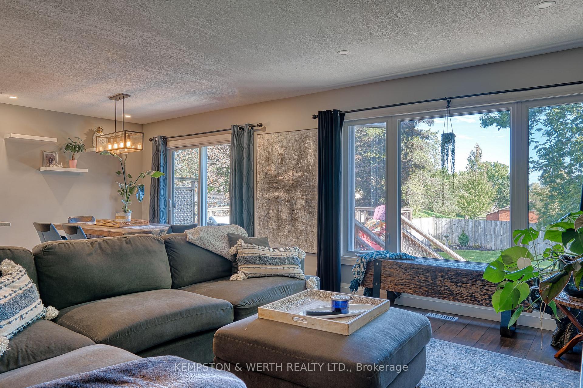 Photo 11 of 789 John Street W, North Perth, Listowel — HOMEH