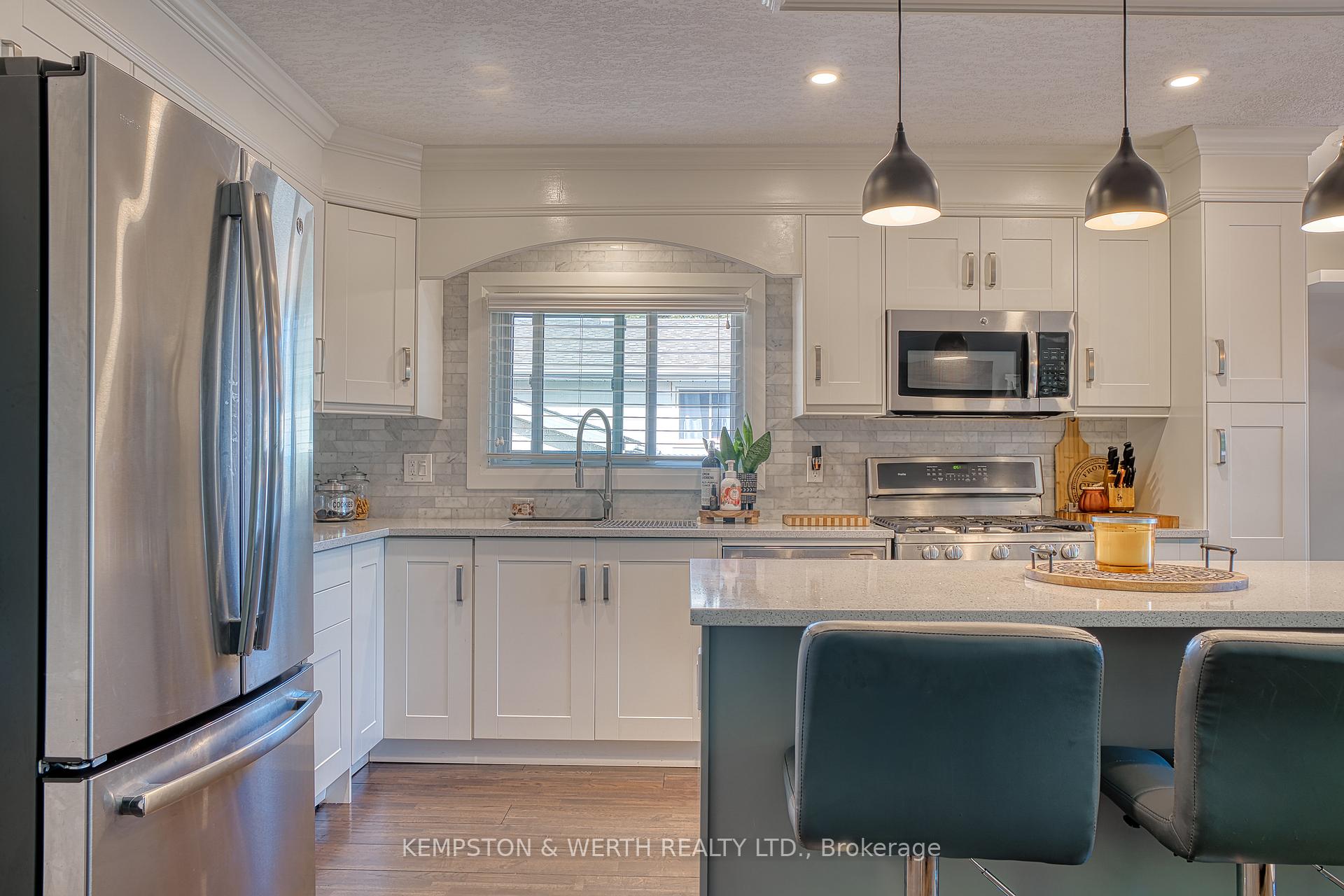 Photo 16 of 789 John Street W, North Perth, Listowel — HOMEH