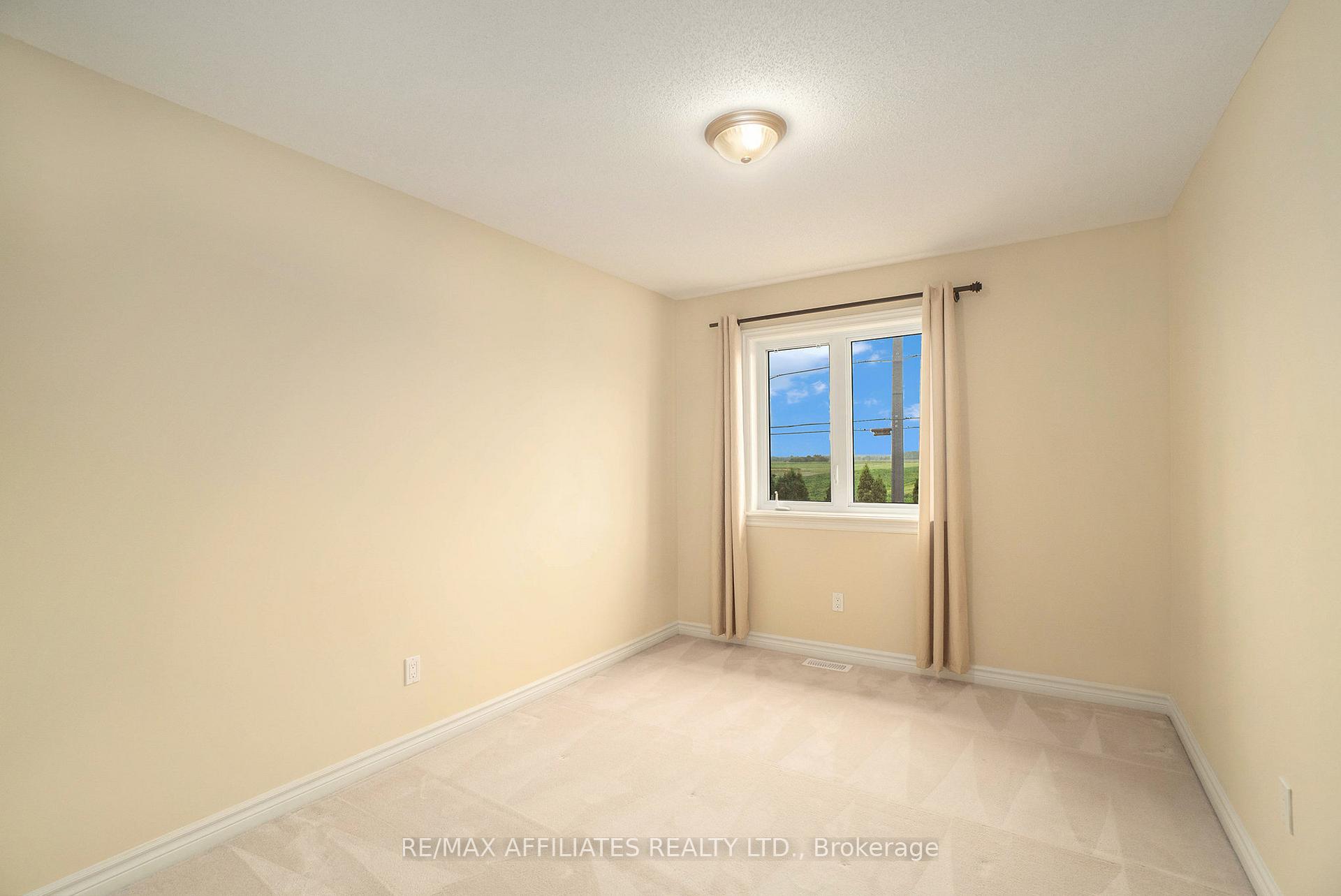 Photo 20 of 2008 Pennyroyal Crescent, Ottawa, Notting Hill/Summerside — HOMEH
