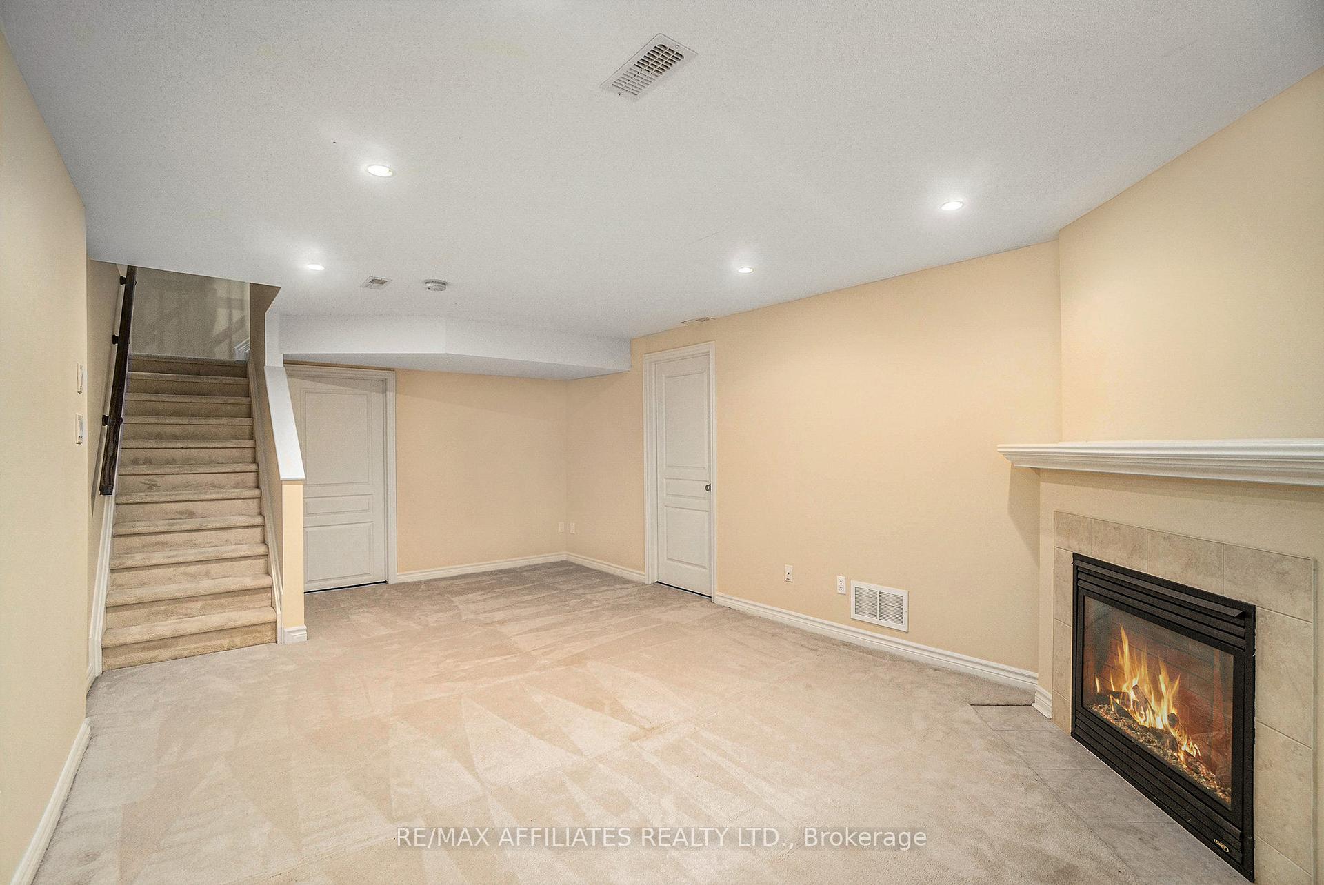 Photo 23 of 2008 Pennyroyal Crescent, Ottawa, Notting Hill/Summerside — HOMEH