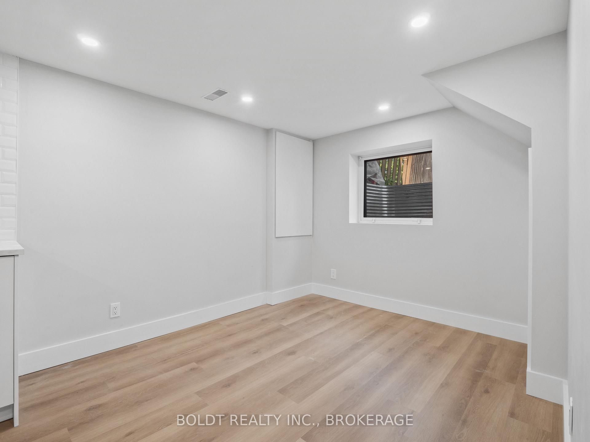 Photo 6 of Unit Lower, 3485 Cattell Drive, Niagara Falls, Chippawa — HOMEH