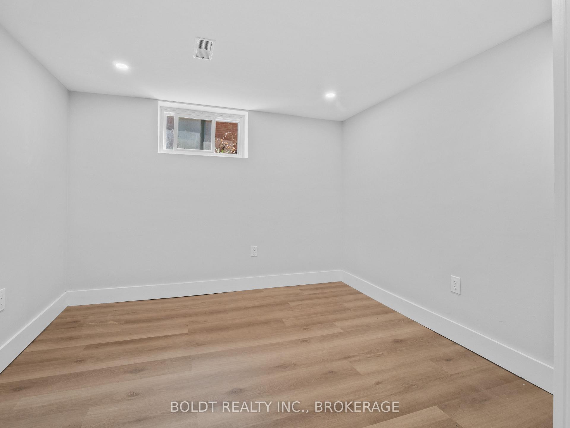 Photo 11 of Unit Lower, 3485 Cattell Drive, Niagara Falls, Chippawa — HOMEH
