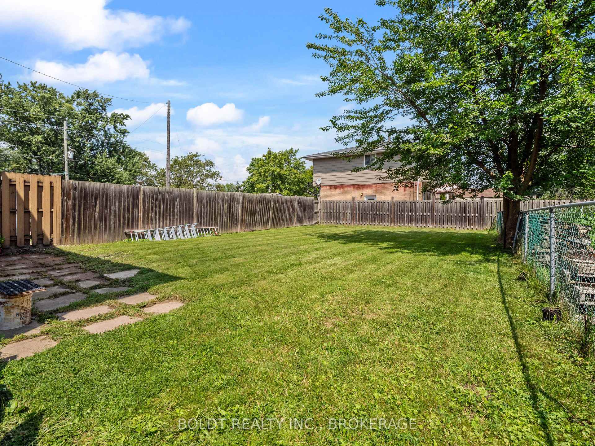 Photo 15 of Unit Lower, 3485 Cattell Drive, Niagara Falls, Chippawa — HOMEH