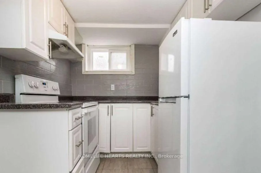 Photo 3 of 371 Rossland Road E, Oshawa, O'Neill — HOMEH