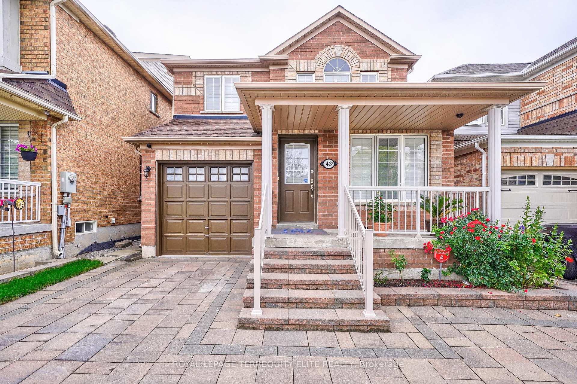 Photo 2 of 43 Royal Crown Road, Markham, Greensborough — HOMEH