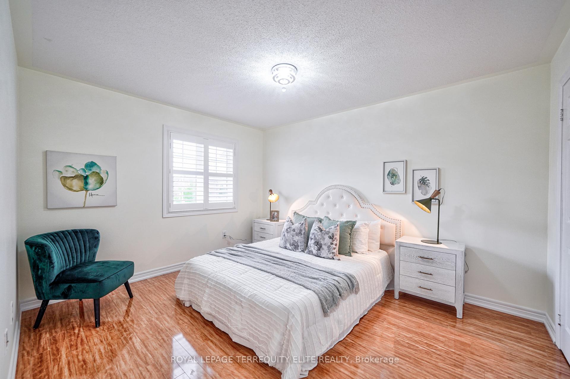 Photo 25 of 43 Royal Crown Road, Markham, Greensborough — HOMEH