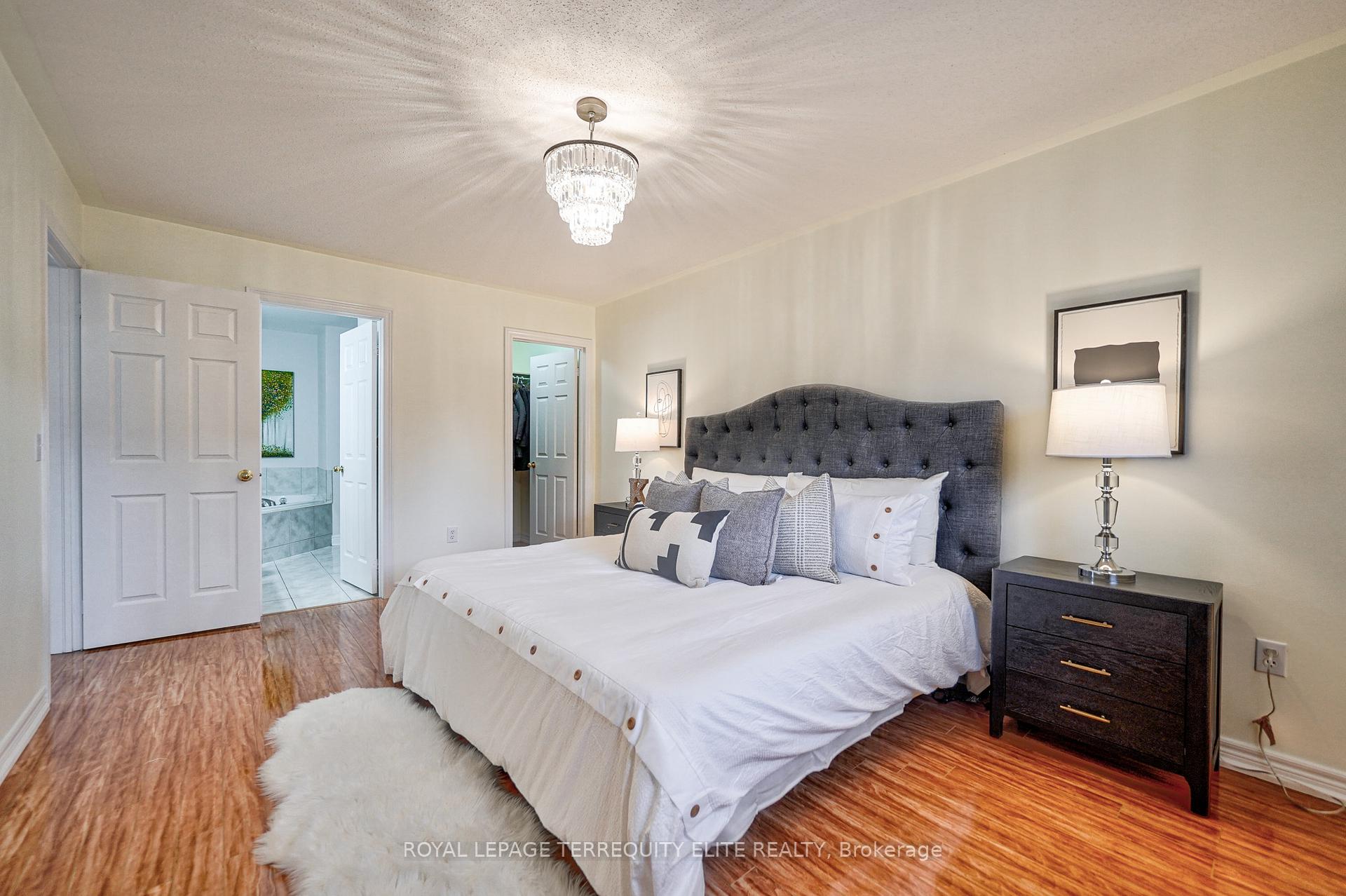 Photo 29 of 43 Royal Crown Road, Markham, Greensborough — HOMEH