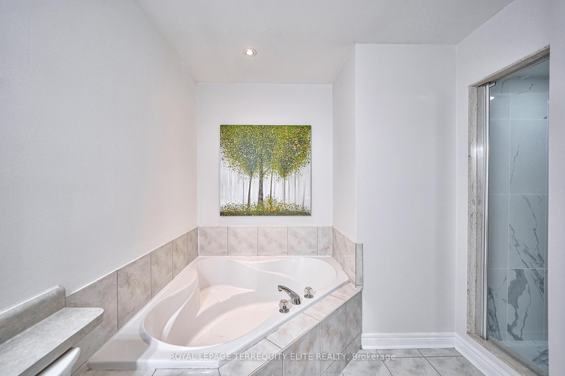 Photo 30 of 43 Royal Crown Road, Markham, Greensborough — HOMEH