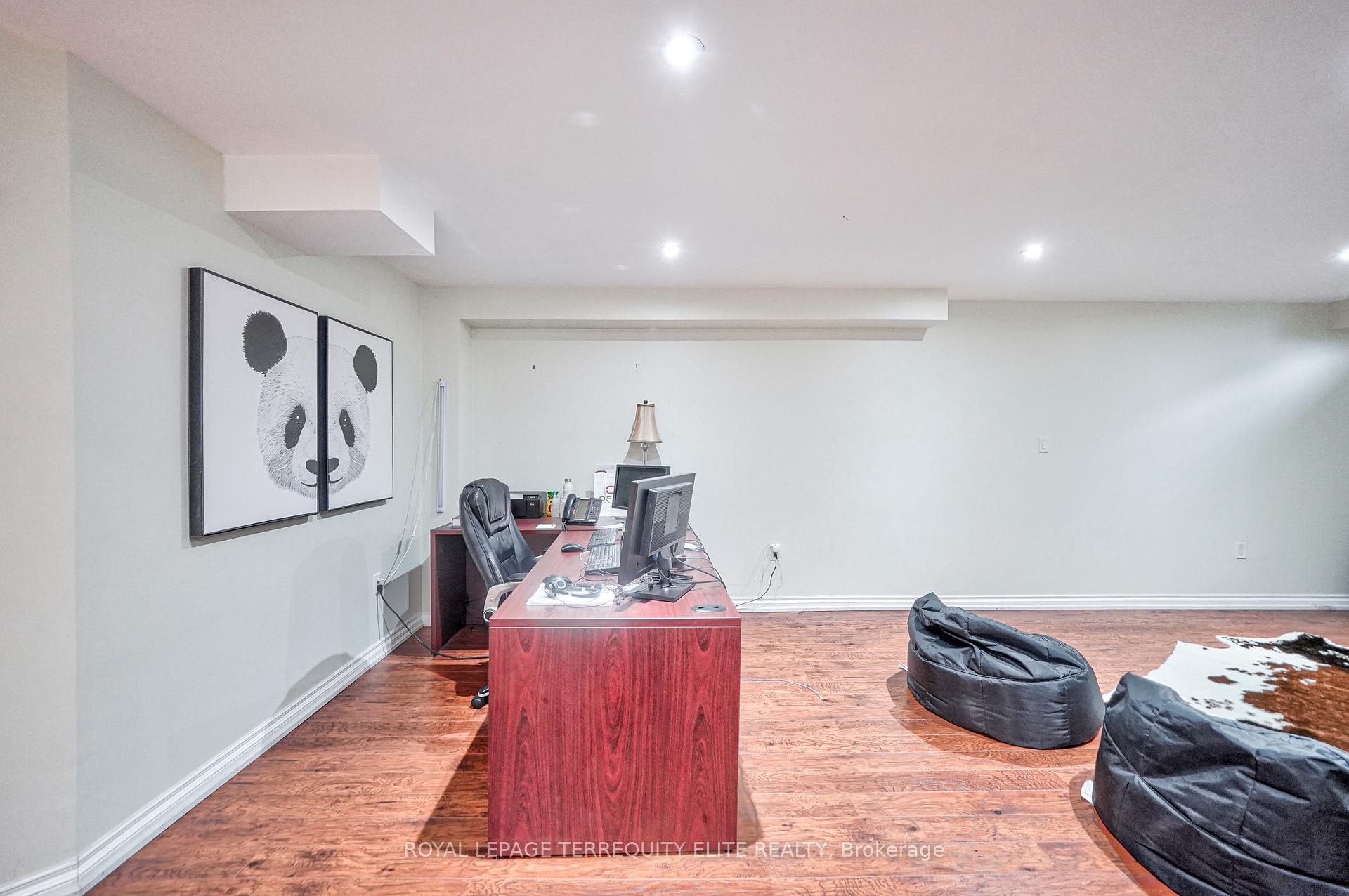 Photo 34 of 43 Royal Crown Road, Markham, Greensborough — HOMEH