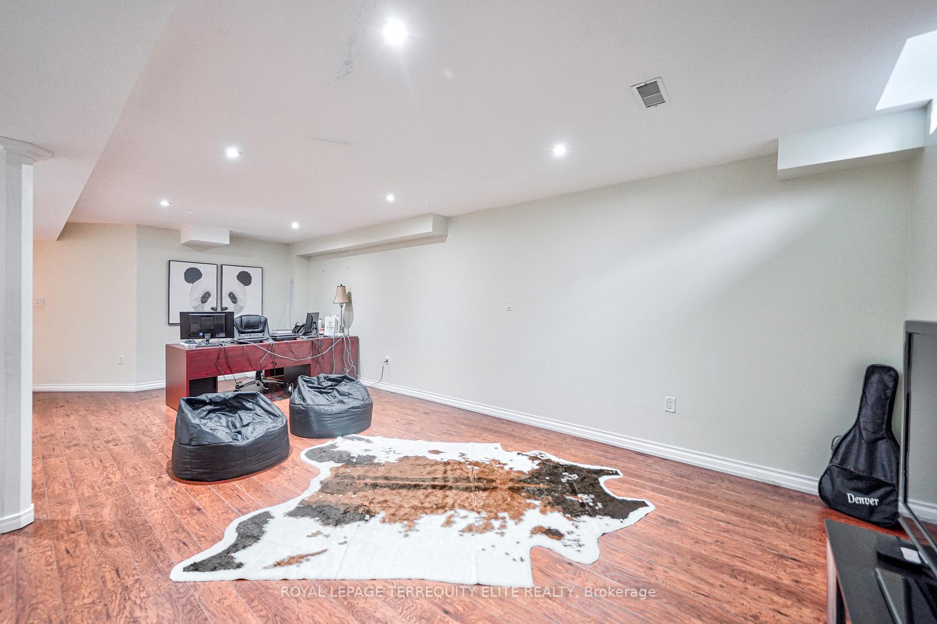 Photo 36 of 43 Royal Crown Road, Markham, Greensborough — HOMEH