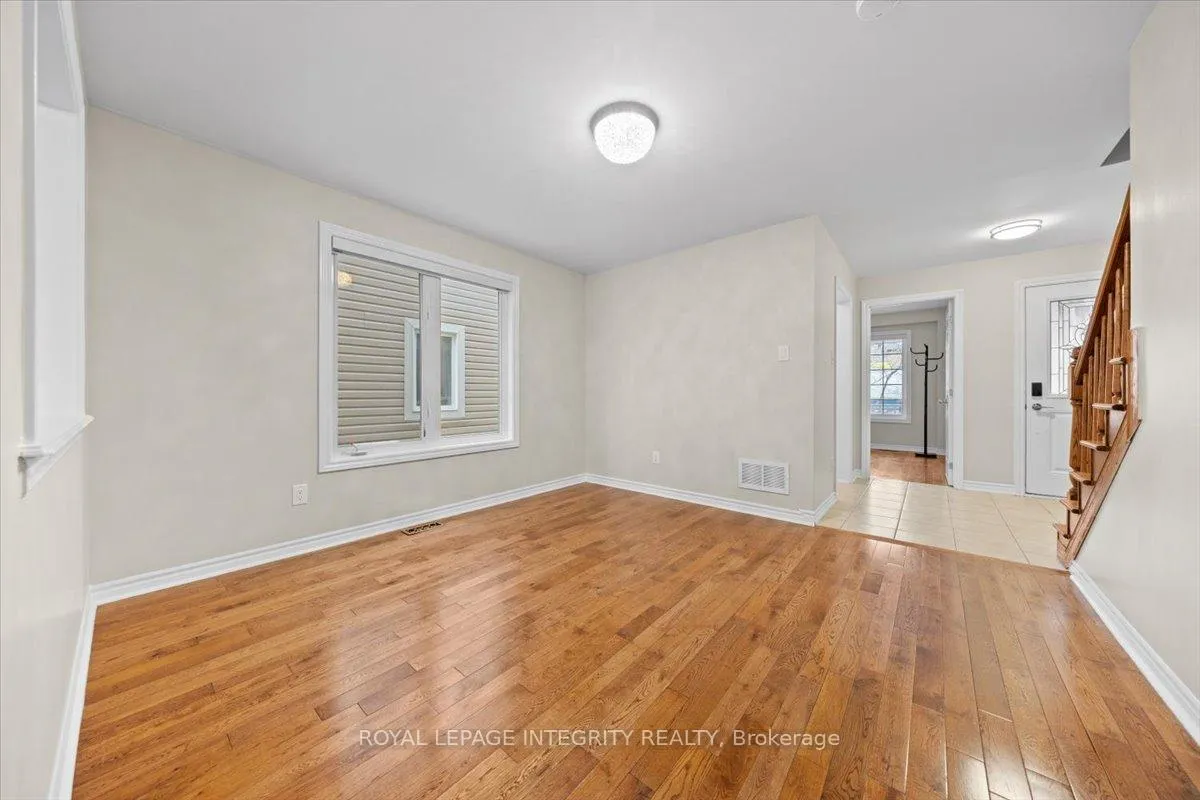 Photo 8 of 578 Sunlit Circle, Ottawa, Notting Hill/Summerside — HOMEH