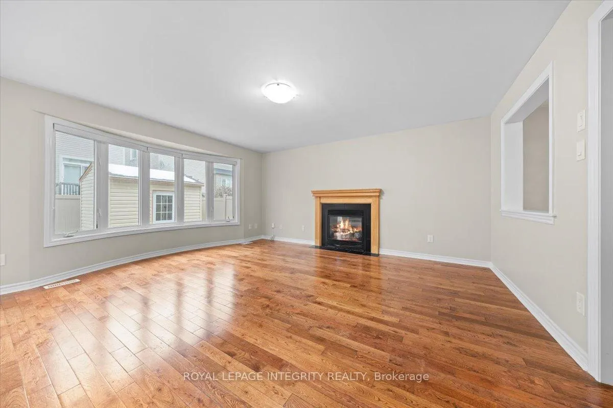 Photo 11 of 578 Sunlit Circle, Ottawa, Notting Hill/Summerside — HOMEH