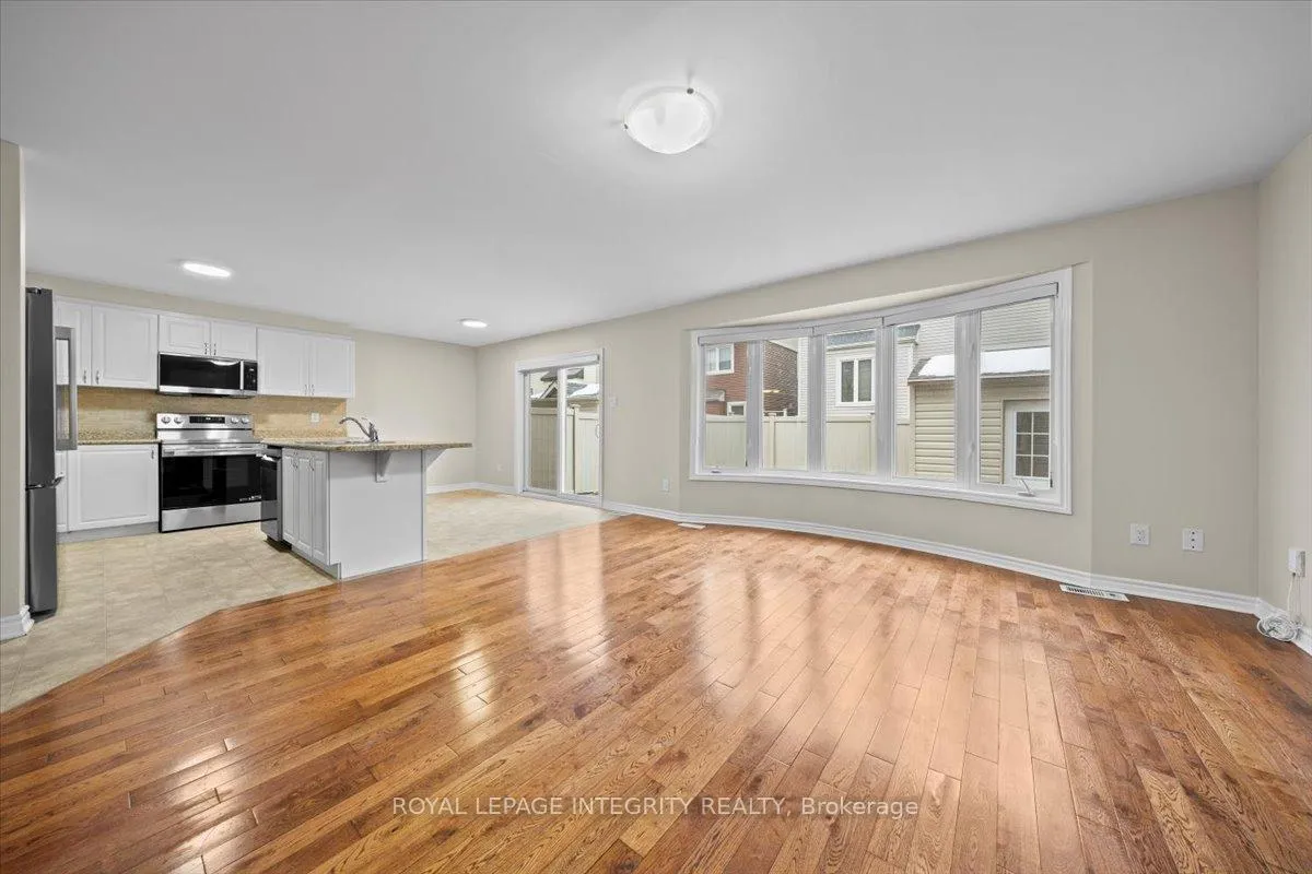 Photo 13 of 578 Sunlit Circle, Ottawa, Notting Hill/Summerside — HOMEH