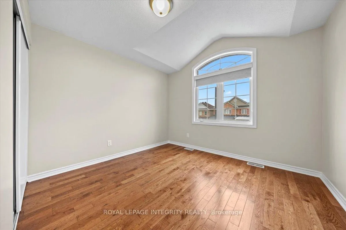 Photo 32 of 578 Sunlit Circle, Ottawa, Notting Hill/Summerside — HOMEH