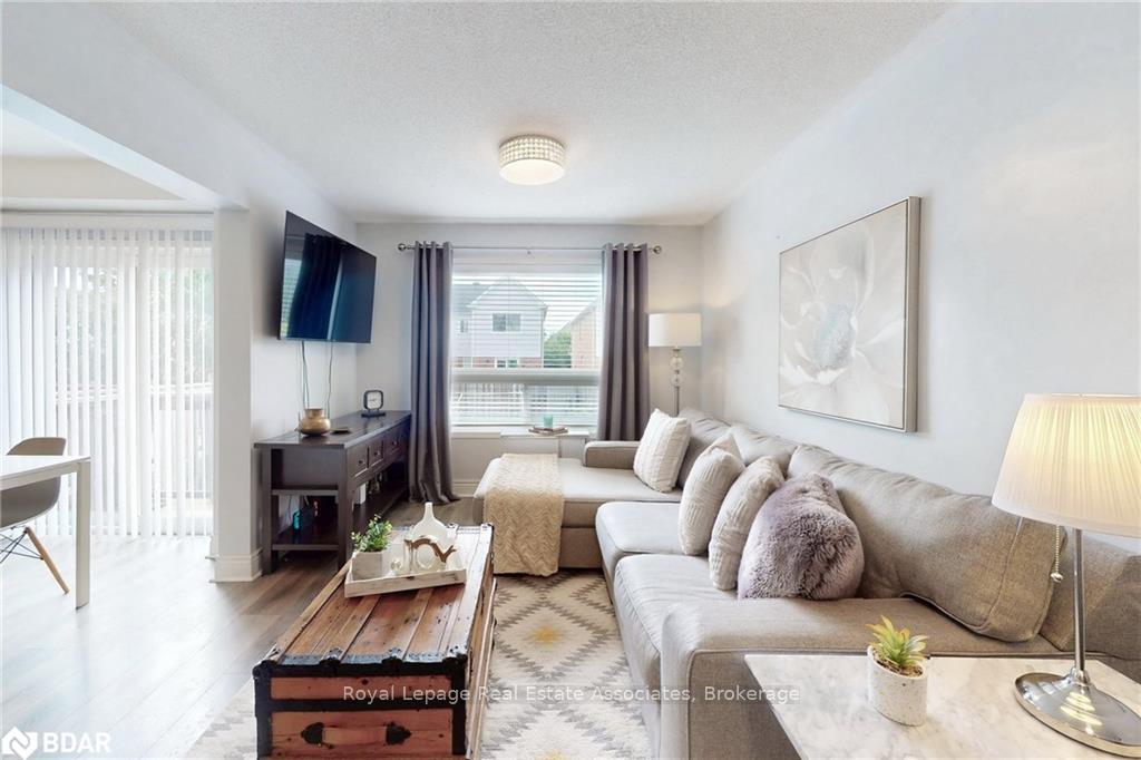 Photo 8 of 913 Fetchison Drive, Oshawa, Taunton — HOMEH