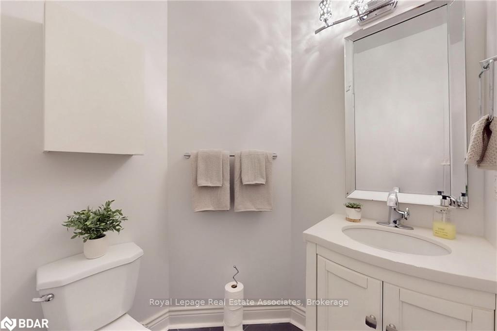 Photo 20 of 913 Fetchison Drive, Oshawa, Taunton — HOMEH