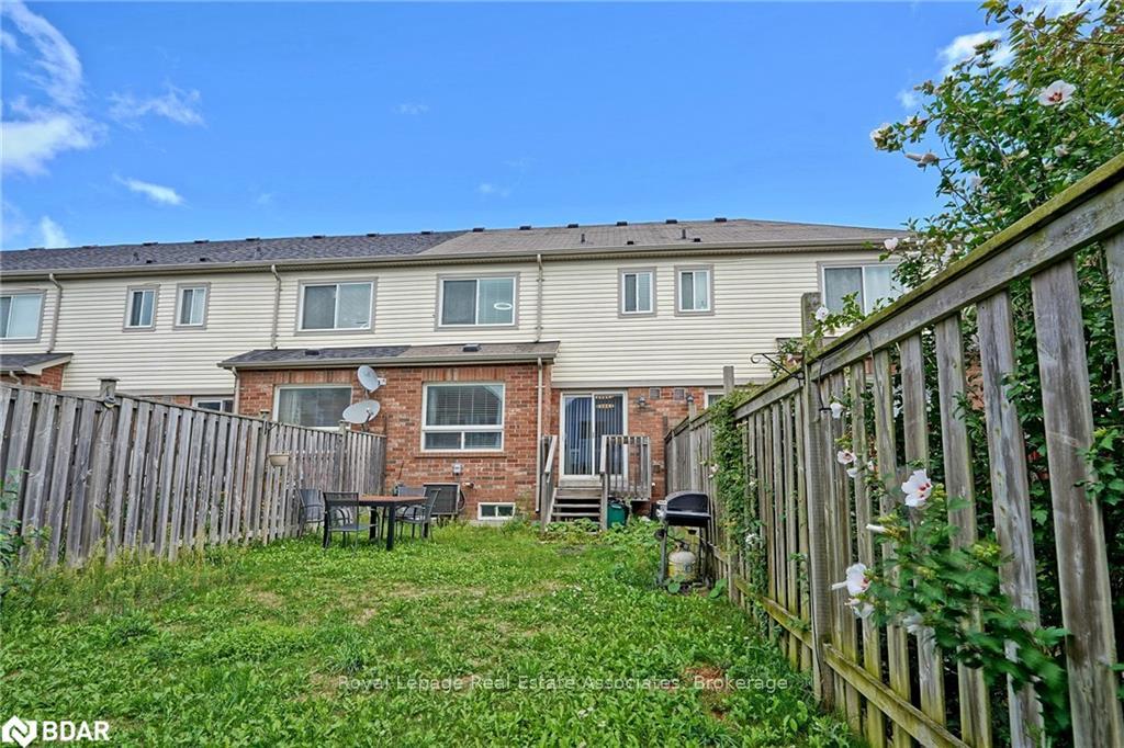 Photo 33 of 913 Fetchison Drive, Oshawa, Taunton — HOMEH