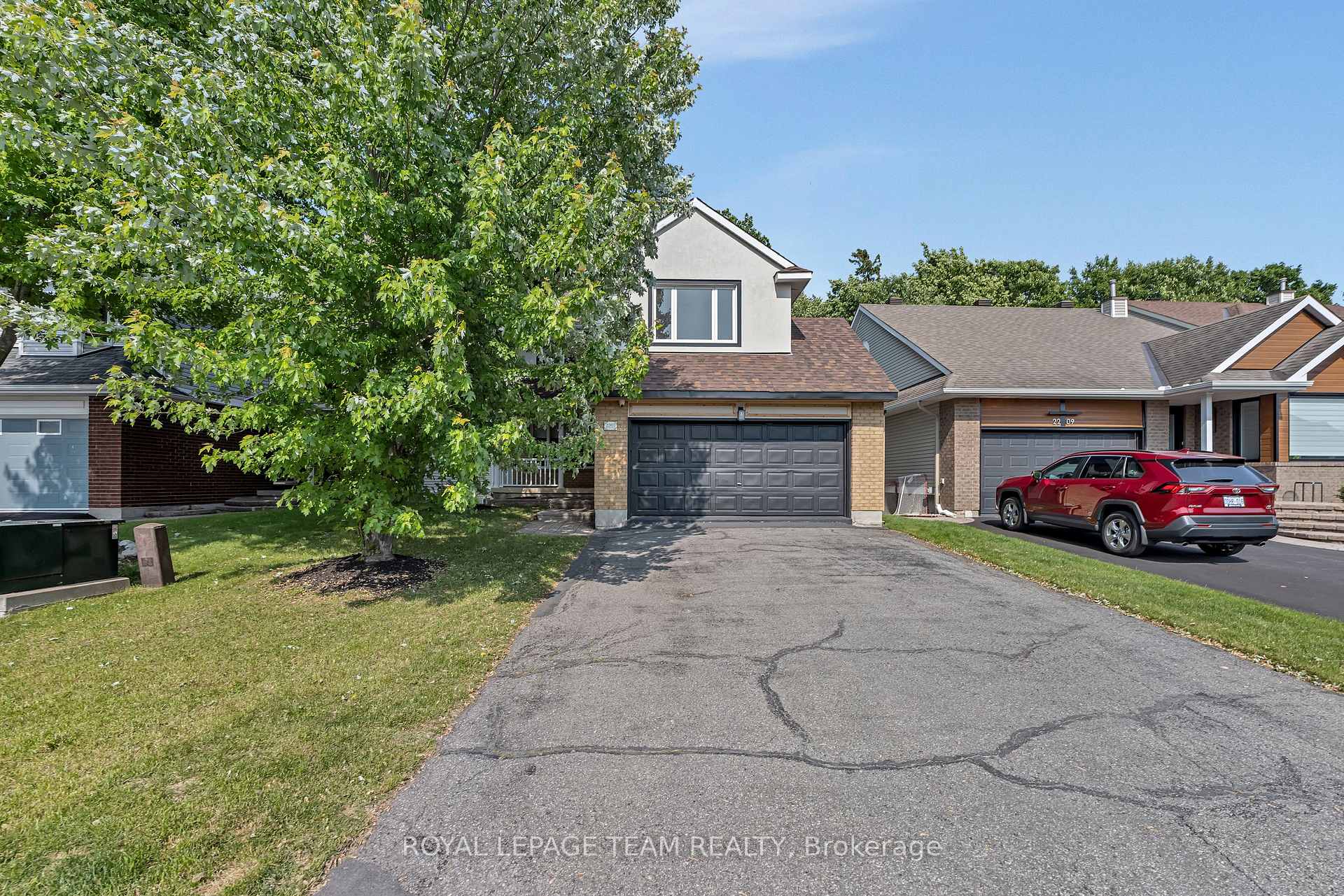 Photo 1 of 2207 Nature Trail Crescent, Ottawa, Chapel Hill South - Orleans Village — HOMEH