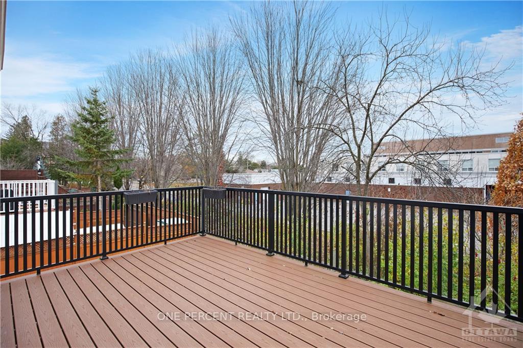 Photo 18 of 92 Carwood Circle, Ottawa, Carson Meadows — HOMEH