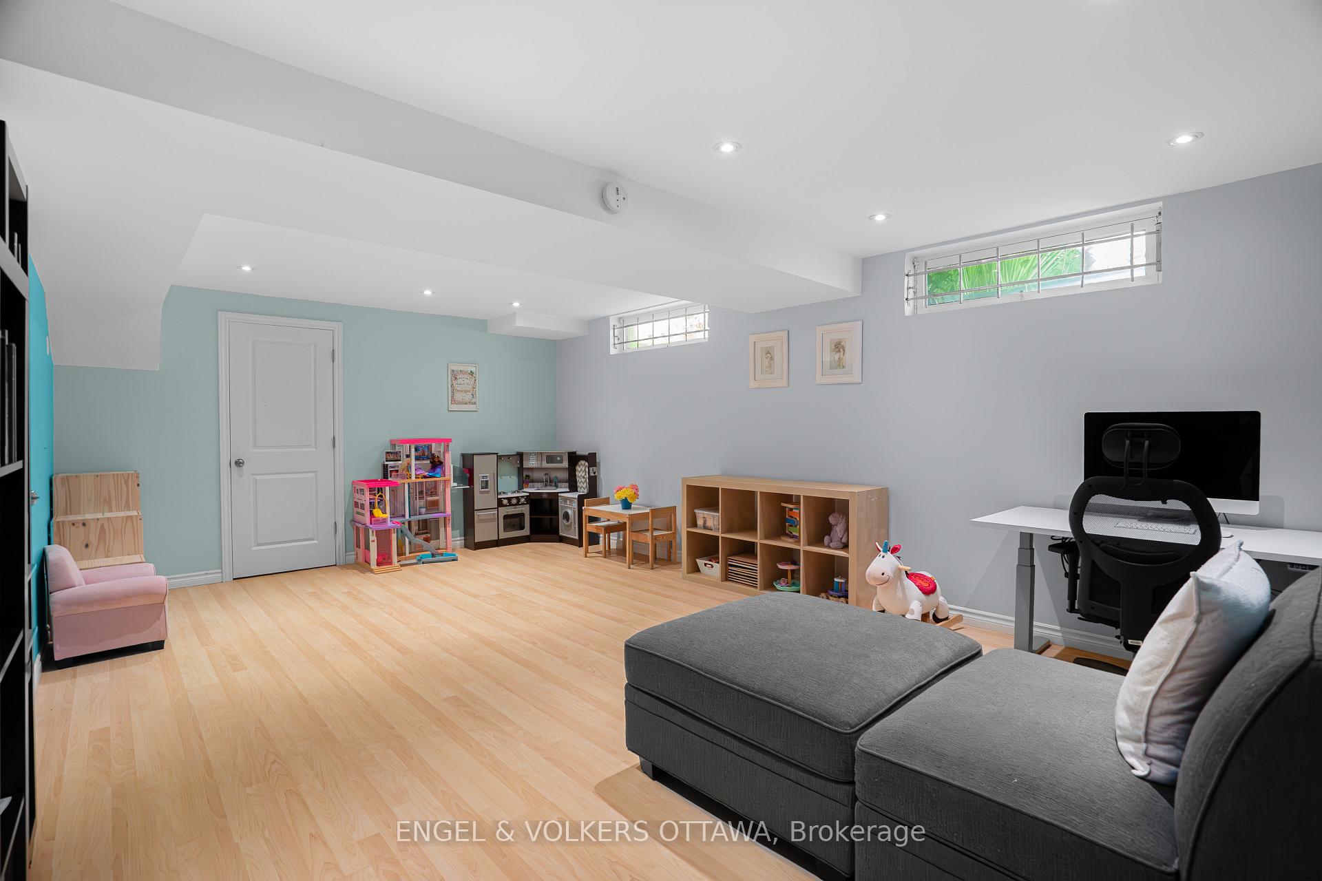 Photo 44 of 1862 Windflower Way, Ottawa, Chapel Hill — HOMEH