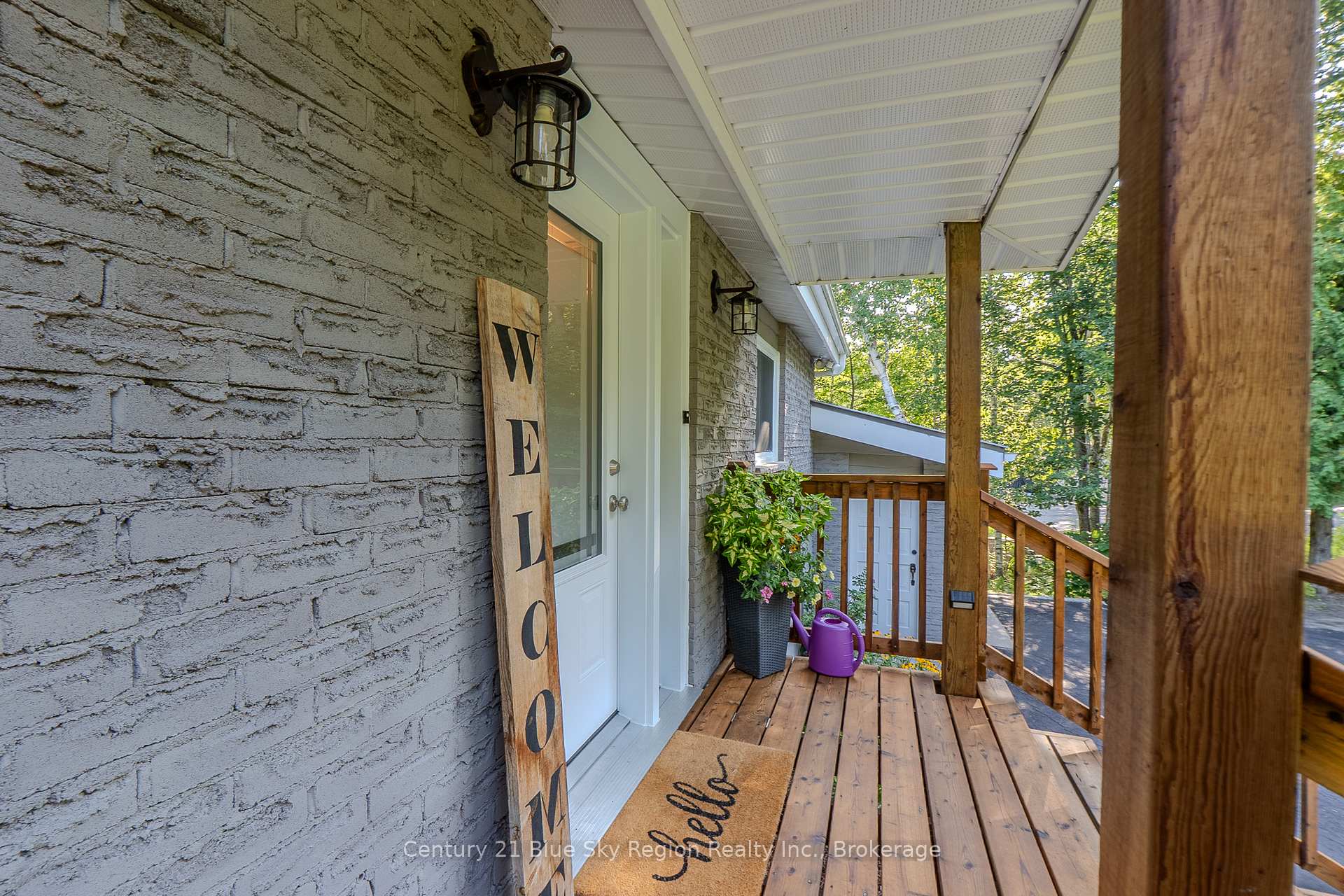 Photo 5 of 1370 Peninsula Road, North Bay, Birchaven — HOMEH