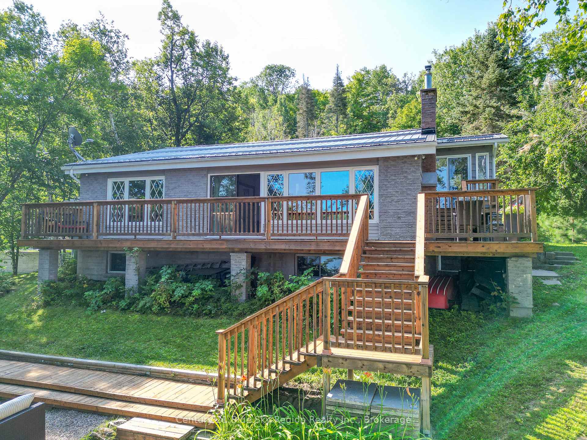 Photo 40 of 1370 Peninsula Road, North Bay, Birchaven — HOMEH