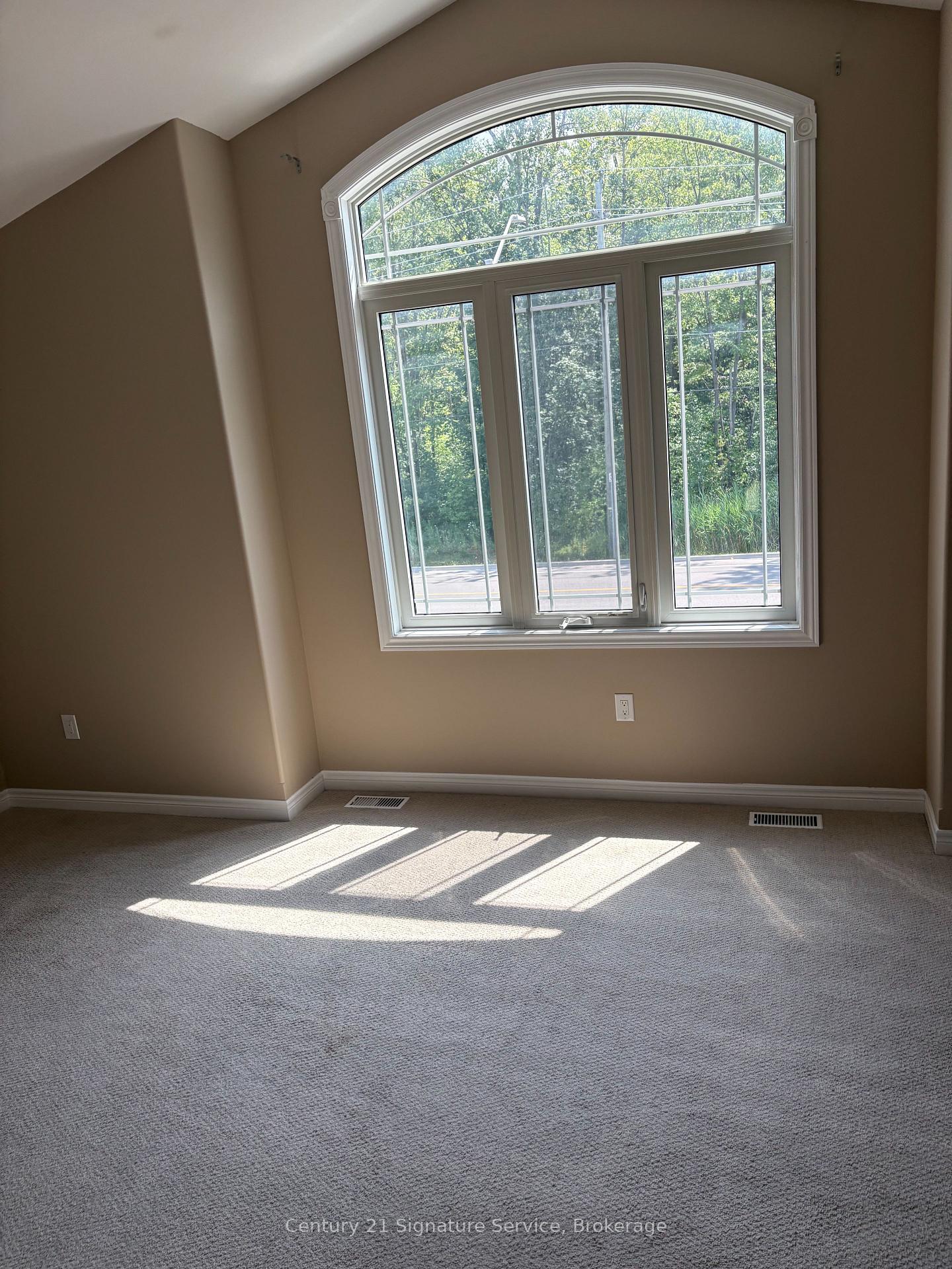 Photo 16 of 7813 Oldfield Road, Niagara Falls, Oldfield — HOMEH
