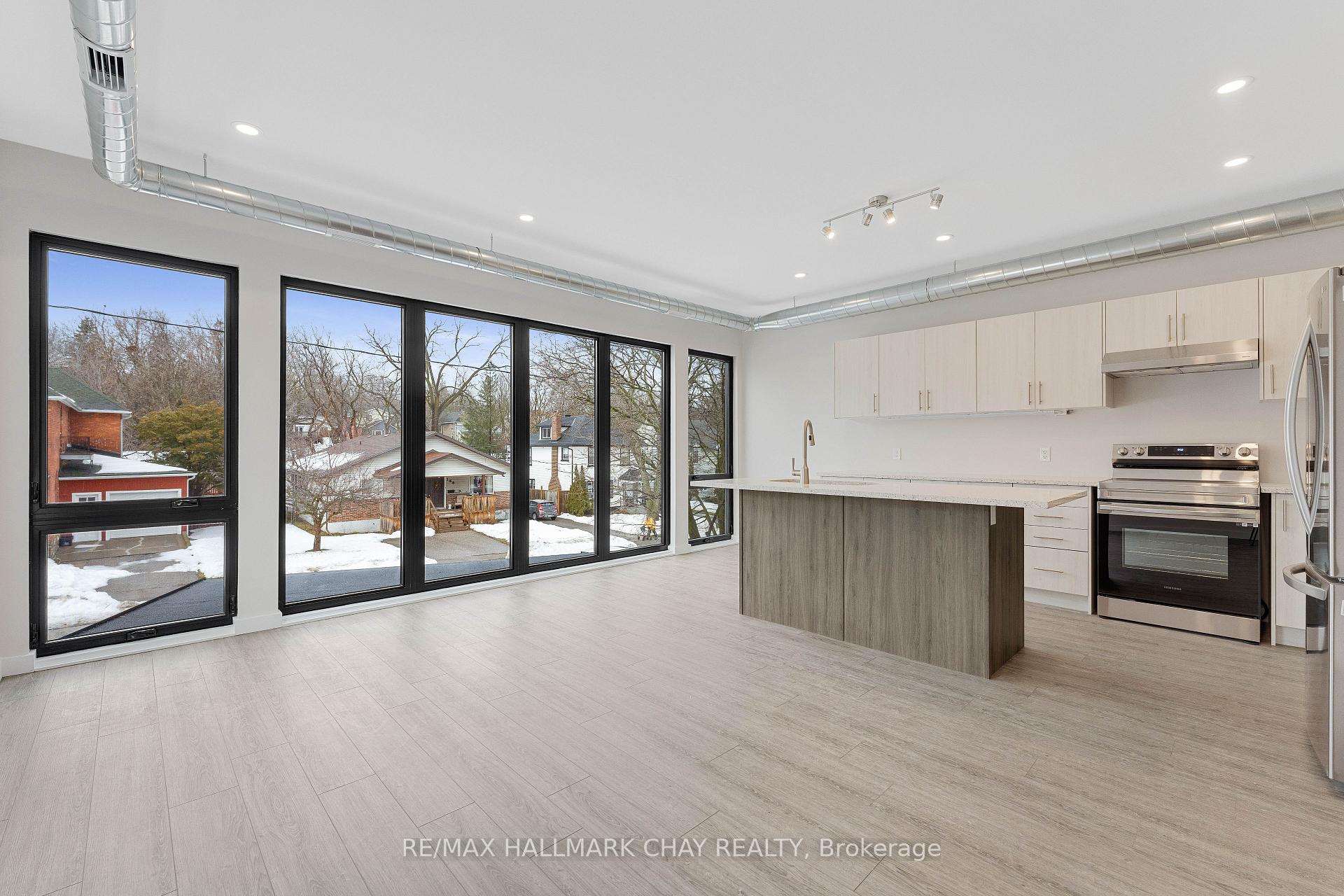 Photo 3 of Unit A, 163 Mary Street, Orillia — HOMEH