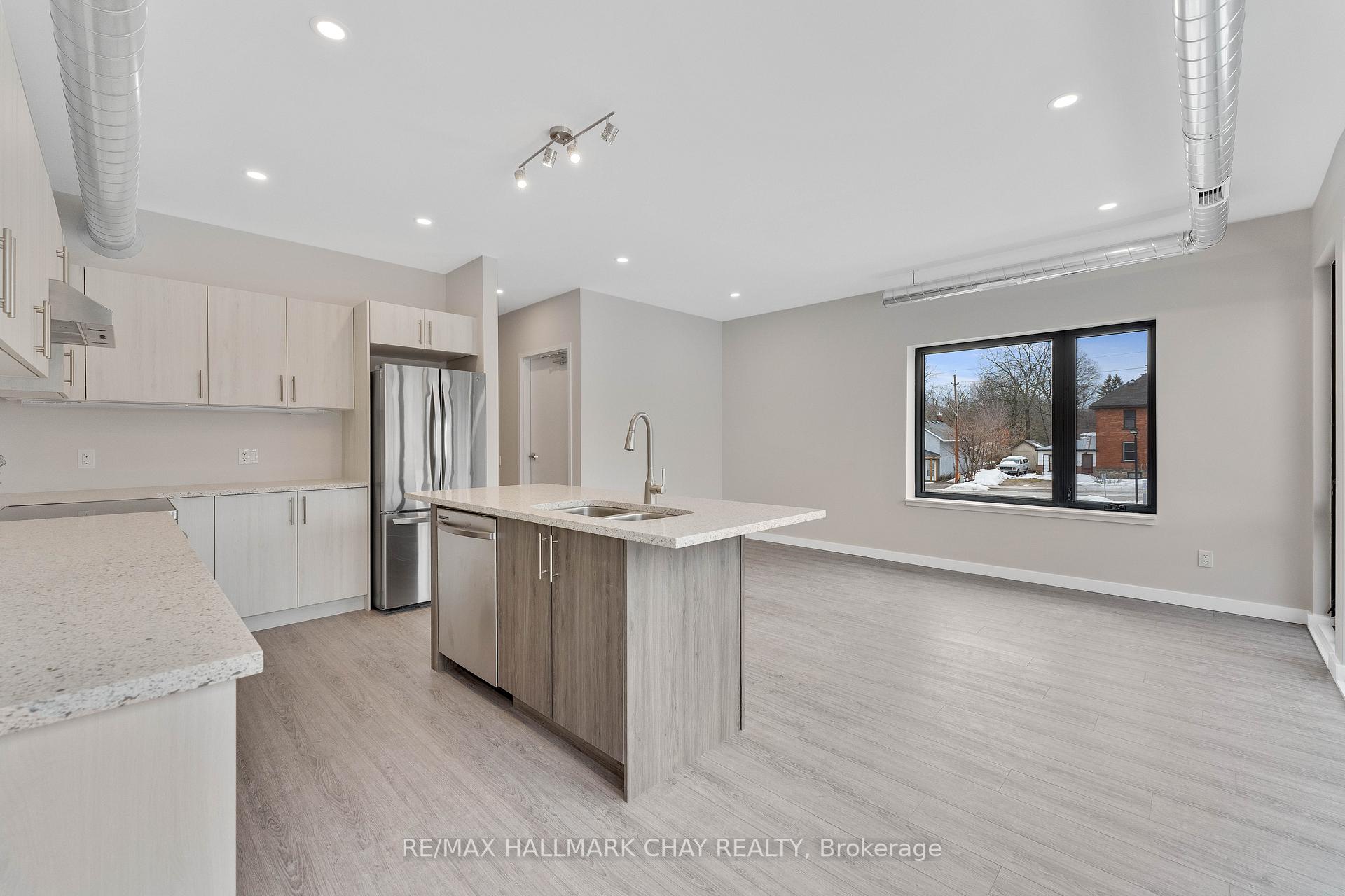 Photo 5 of Unit A, 163 Mary Street, Orillia — HOMEH