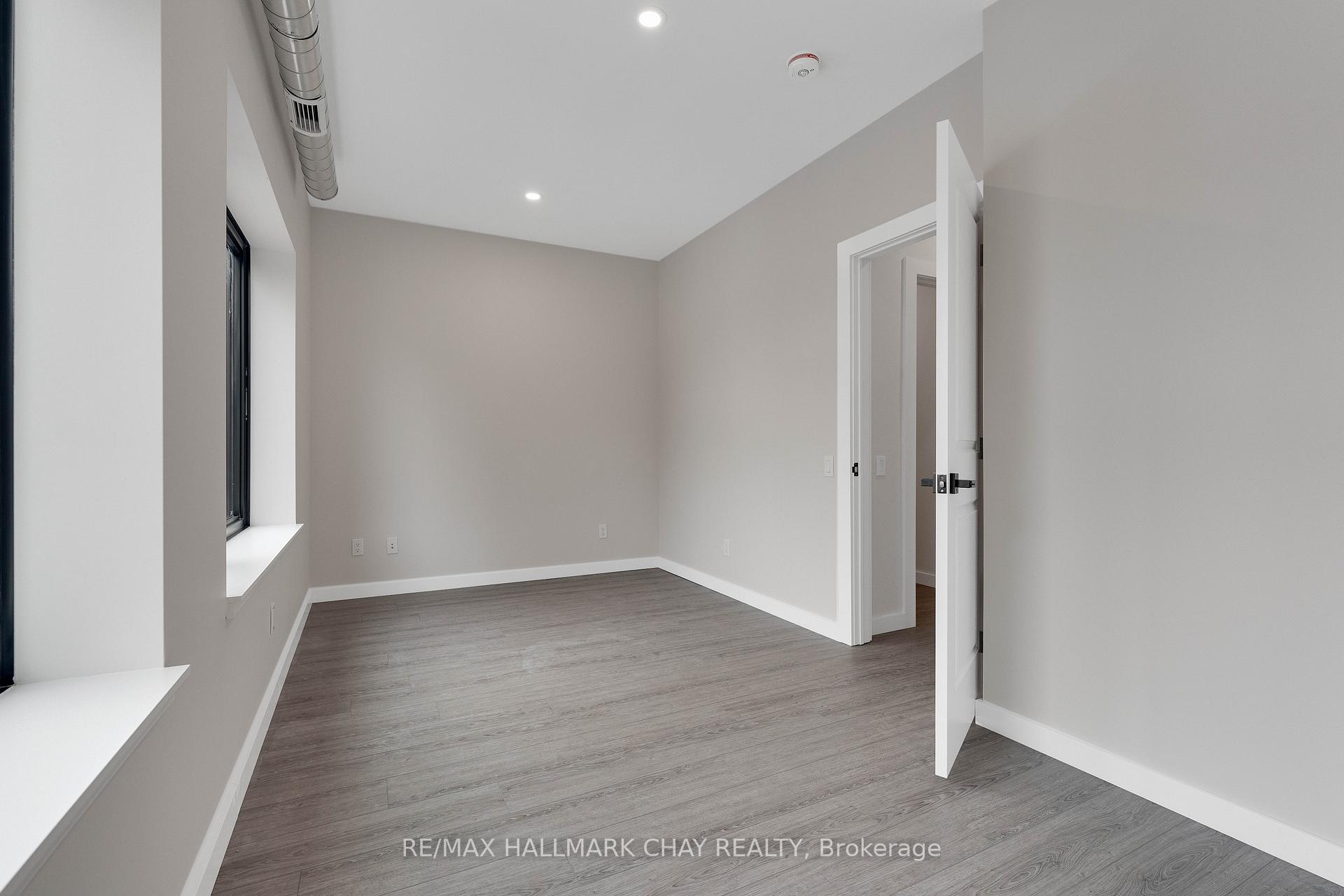 Photo 9 of Unit A, 163 Mary Street, Orillia — HOMEH