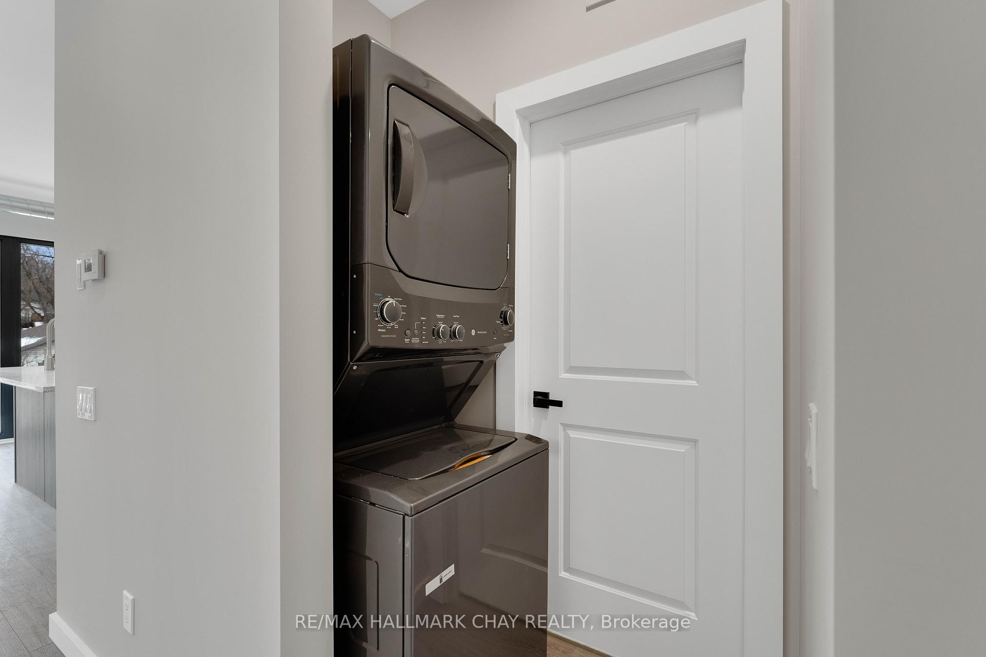 Photo 13 of Unit A, 163 Mary Street, Orillia — HOMEH