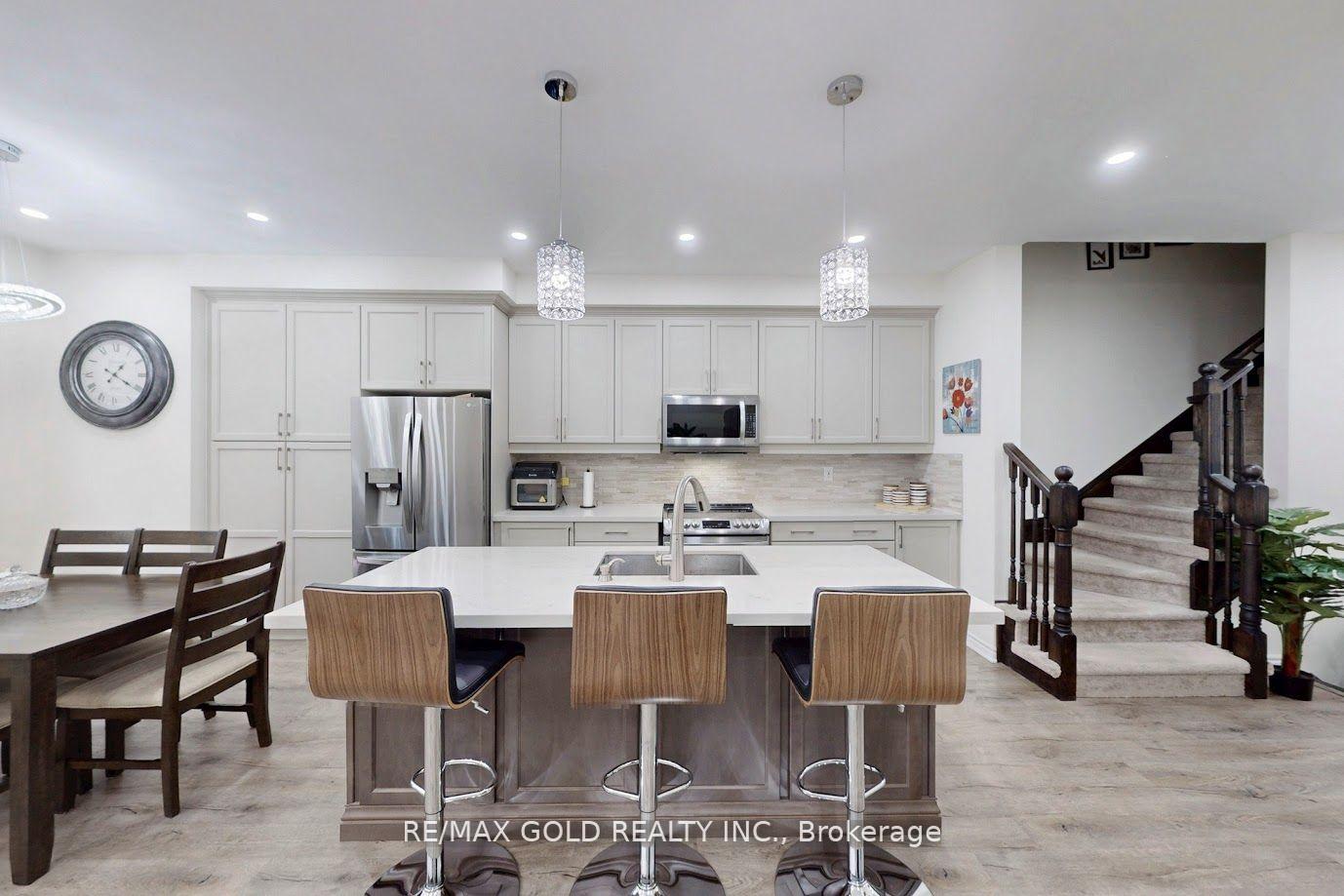 Photo 29 of 1230 Hazel Way, Milton, Cobban — HOMEH