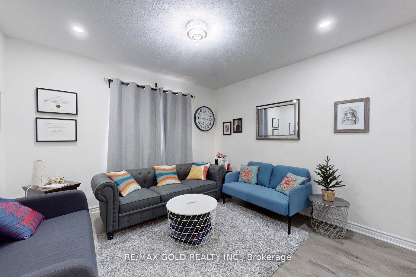 Photo 9 of 1230 Hazel Way, Milton, Cobban — HOMEH